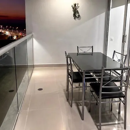 De Playa Ocean Drive Apartment